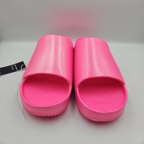 Nike Pink Women's Sandals - Picture 2 of 9